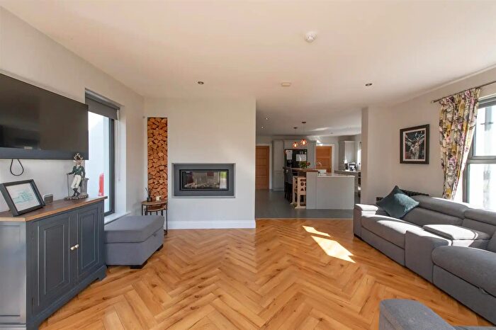 4 Bedroom Detached House For Sale In B The Heights, Downpatrick, BT30