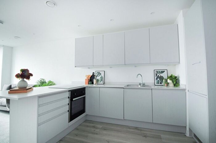 1 Bedroom Flat To Rent In Wharf End, Trafford Park, Manchester, M17