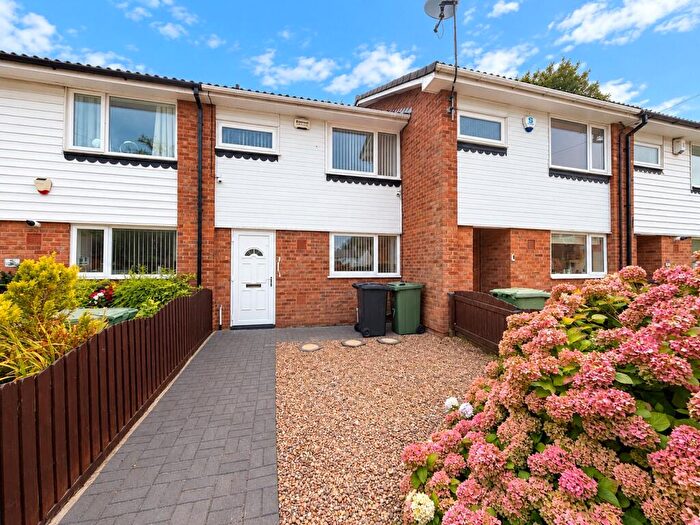 3 Bedroom Terraced House To Rent In Dutton Green, Seacroft, LS14