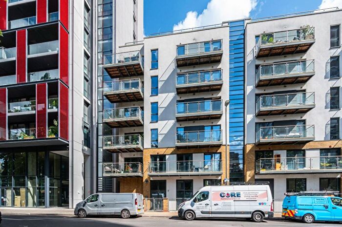 1 Bedroom Flat For Sale In Gwynne Road, Battersea, London, SW11