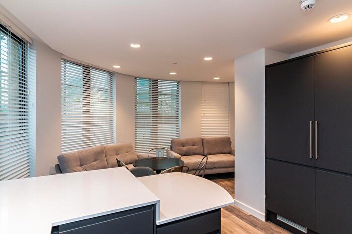 7 Bedroom Flat To Rent In Howard Street, Nottingham, Nottinghamshire, NG1