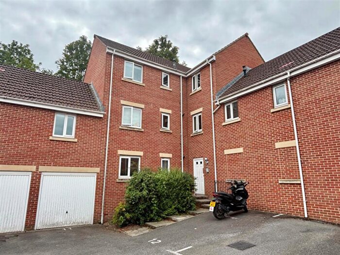2 Bedroom Apartment For Sale In Rudman Park, Chippenham, SN15