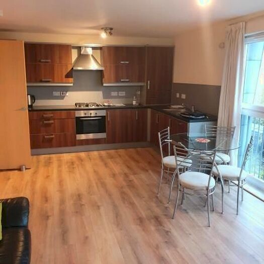 2 Bedroom Flat To Rent In Barrland Court, Glasgow, G41
