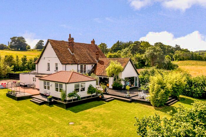 5 Bedroom Property To Rent In Lower Basildon View, Lower Basildon RG8