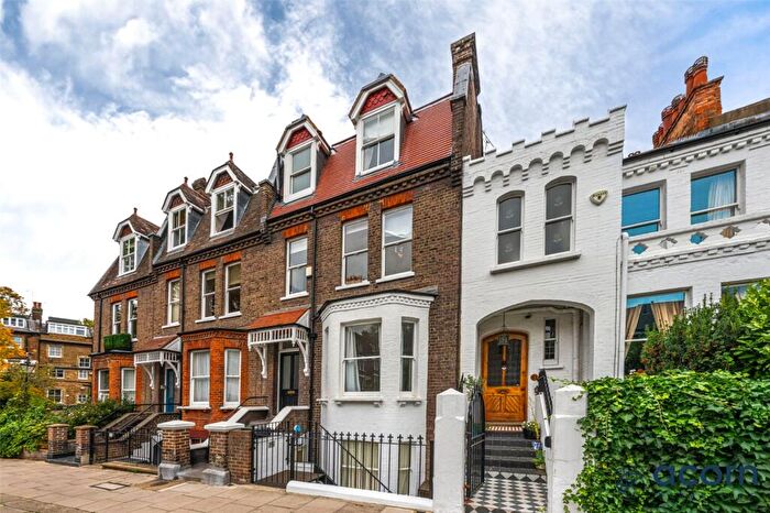 1 Bedroom Apartment To Rent In Willoughby Road, London, NW3