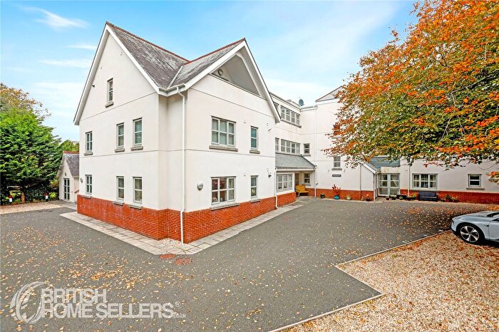 2 Bedroom Flat For Sale In Crapstone, Yelverton, Devon, PL20