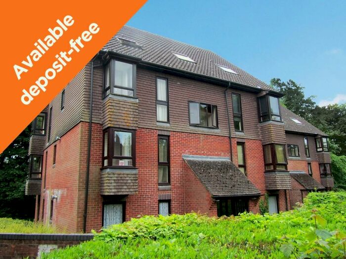 Studio To Rent In Tremona Road, Southampton, SO16