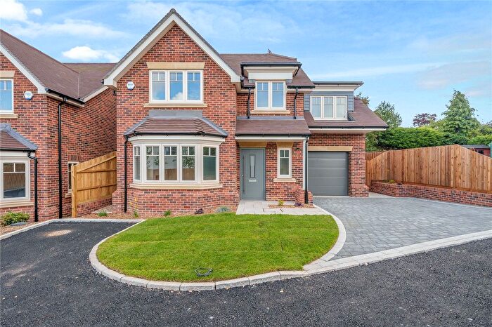 4 Bedroom Detached House For Sale In Bagden Close, Great Bookham, Surrey, KT23
