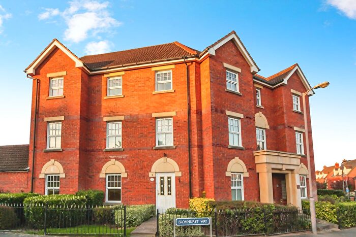 2 Bedroom Flat For Sale In Morecroft Drive, Warwick, CV34