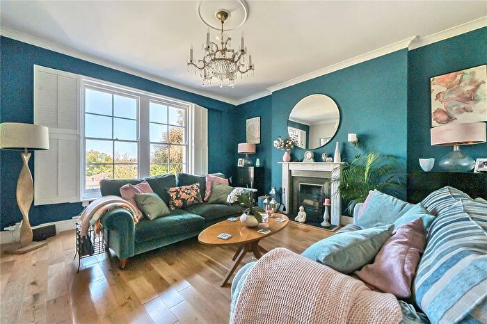 2 Bedroom Detached House For Sale In Woodbury Lane, Redland, Bristol, BS8