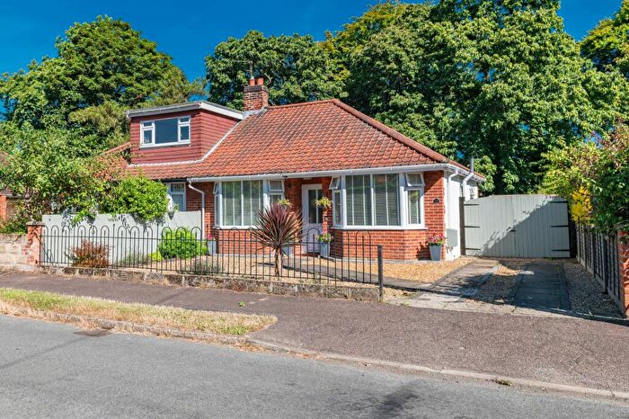 2 Bedroom Semi-Detached Bungalow For Sale In Belmore Close, Norwich, NR7
