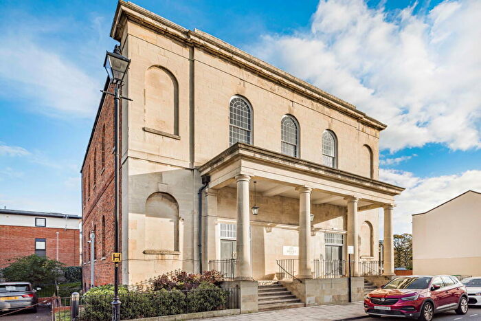 1 Bedroom Apartment For Sale In St. Georges Street, Cheltenham, GL50