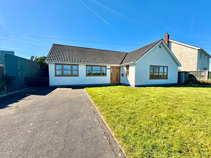 4 Bedroom Detached Bungalow For Sale In Chapel Lane, North Cockerington, LN11