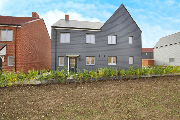 3 Bedroom Semi-Detached House To Rent In Choat Place, Beaulieu Park, CM1