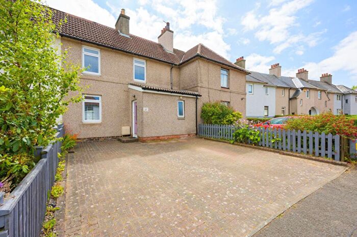 3 Bedroom Terraced House For Sale In Newton Crescent, Rosyth, KY11