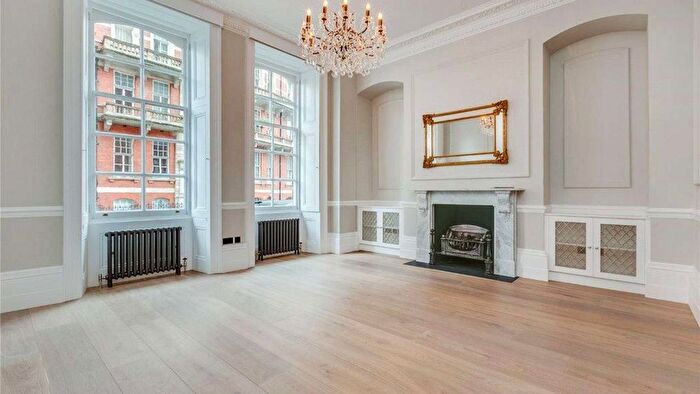 1 Bedroom Flat To Rent In Kensington Gore, London, SW7