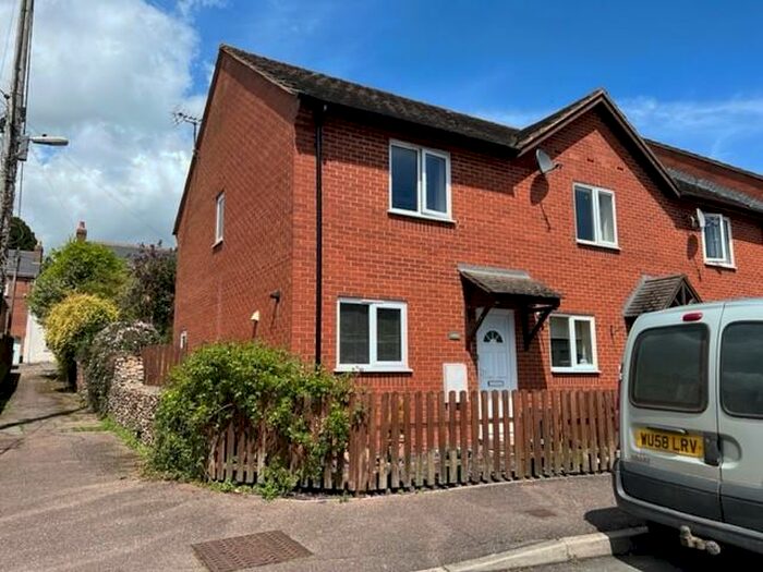 2 Bedroom End Of Terrace House To Rent In Ottery St Mary, EX11