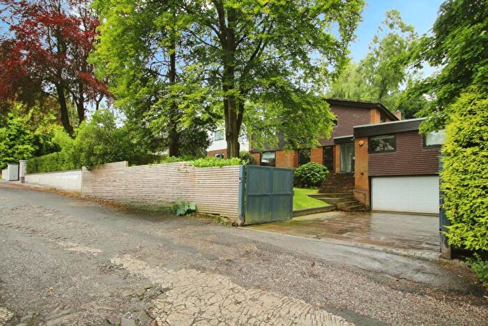 4 Bedroom Detached House To Rent In Carrwood Road, Wilmslow, Cheshire, SK9