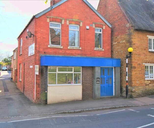 1 Bedroom Apartment To Rent In The Square, Earls Barton, Northampton, NN6