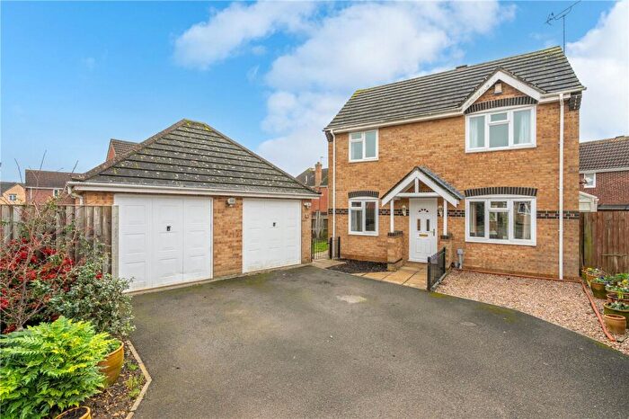 3 Bedroom Detached House For Sale In Oak Road, Sleaford, Lincolnshire, NG34