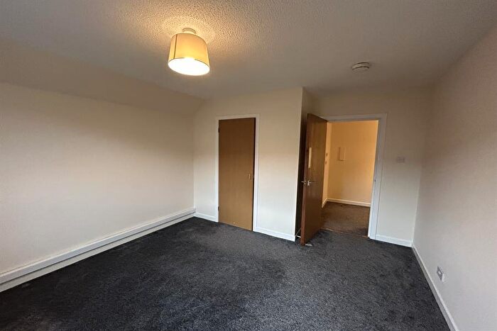 2 Bedroom Apartment To Rent In Ft, Halmyre Street, Edinburgh, EH6