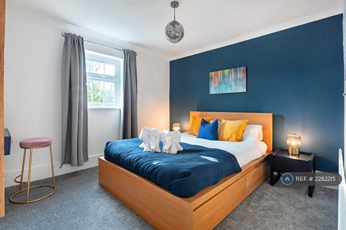 2 Bedroom Semi-Detached House To Rent In Clewer Fields, Windsor, SL4