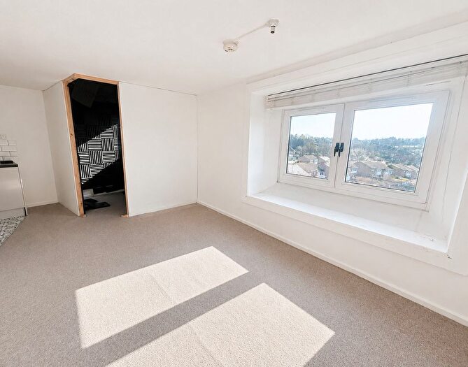 1 Bedroom Flat To Rent In Falmouth Road, Leicester, LE5