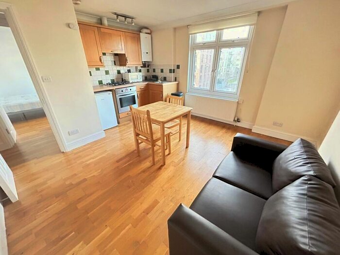 1 Bedroom Flat To Rent In Camden Road, London, N7