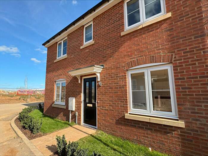 3 Bedroom House To Rent In Stowe Street, Grantham, NG31