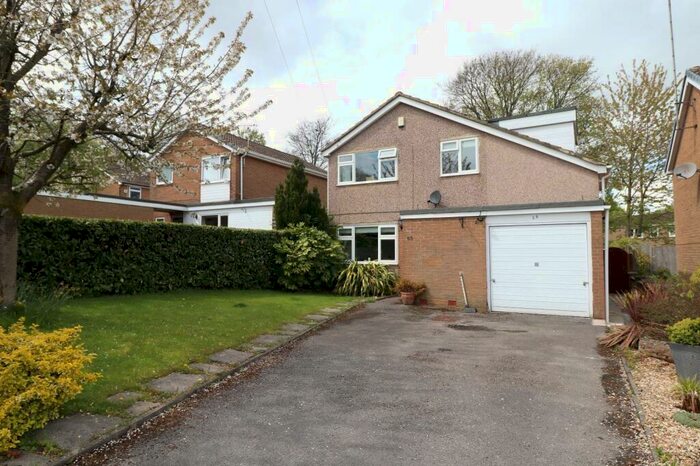 3 Bedroom House To Rent In Holt Park Crescent, Leeds, West Yorkshire, Uk, LS16