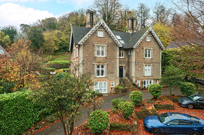 1 Bedroom Flat For Sale In Ockford Road, Godalming, Surrey, GU7