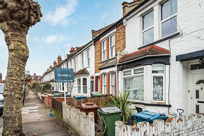 3 Bedroom Terraced House For Sale In Butler Road, Harrow, HA1