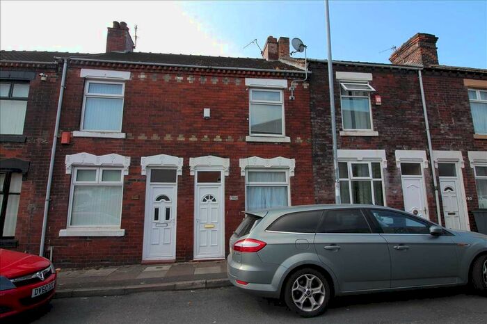 2 Bedroom Terraced House To Rent In Pinnox Street, Stoke On Trent, Tunstall, ST6