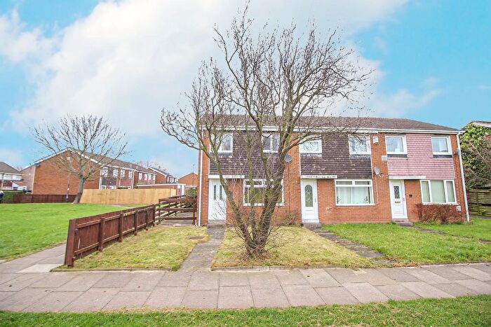 3 Bedroom End Of Terrace House To Rent In Marlborough Court, Kingston Park, NE3
