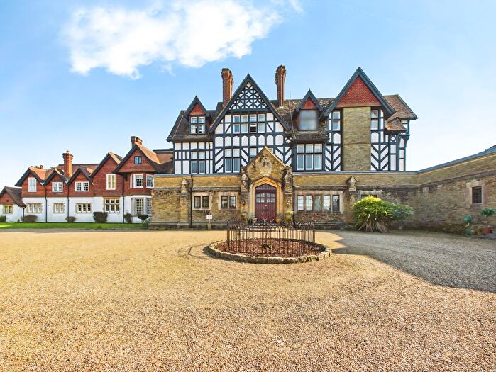 2 Bedroom Flat For Sale In The Apartment, Roffey Park, Forest Road, Horsham, West Sussex, RH12
