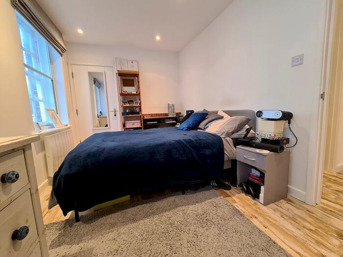 1 Bedroom Flat To Rent In High Street, Saffron Walden, CB10