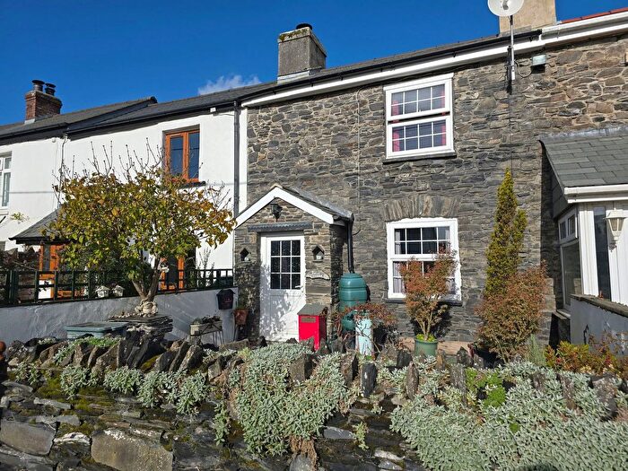 2 Bedroom Cottage For Sale In Lifton, PL16