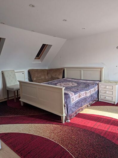 1 Bedroom Studio To Rent In Fossway, Becontree, Dagenham, RM8