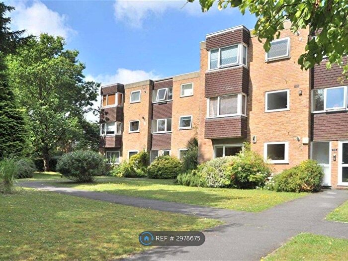 2 Bedroom Flat To Rent In Kemnal Road, Chislehurst, BR7
