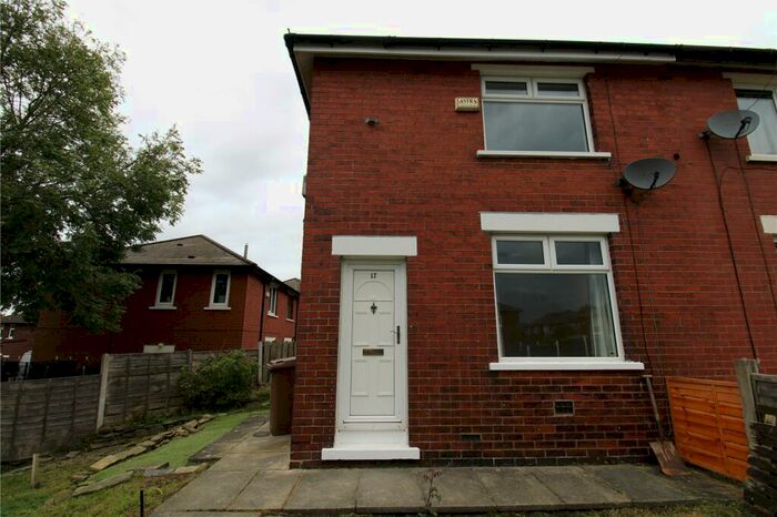 2 Bedroom Semi-Detached House To Rent In Smith Hill, Milnrow, Rochdale, OL16