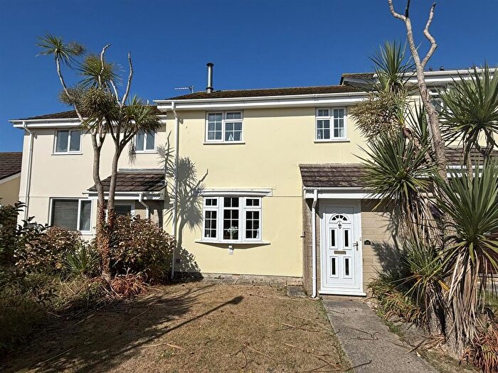 3 Bedroom Terraced House For Sale In Pentire Green, Crantock, TR8