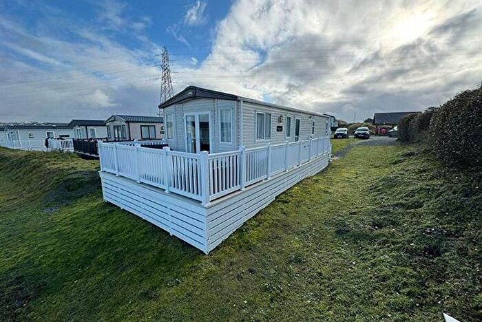 3 Bedroom Park Home For Sale In Loggans Road, Loggans, Hayle, TR27