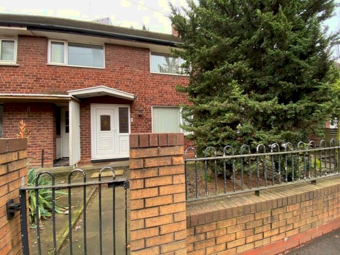 3 Bedroom Terraced House To Rent In Grosvenor Street West, Birmingham, B16