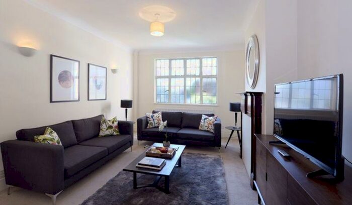 5 Bedroom Flat To Rent In Strathmore Court, Park Road, London, NW8