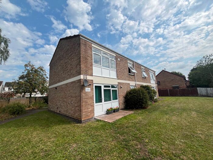 1 Bedroom Flat To Rent In St. Davids Gardens, Taunton, Somerset, TA2