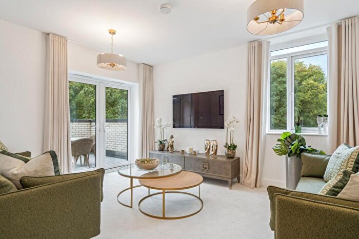 4 Bedroom House For Sale In Clive Road, Great Warley, Brentwood, Essex, CM13