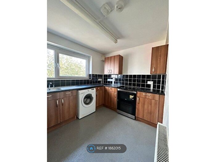 1 Bedroom Flat To Rent In Harts Lane, Barking, IG11
