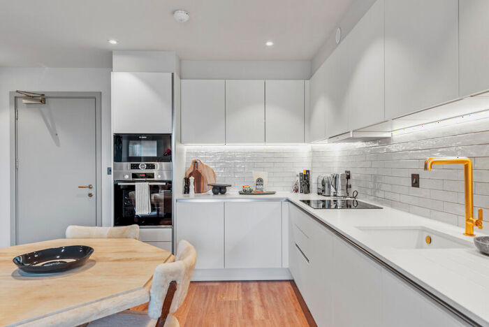 3 Bedroom Flat To Rent In The Sessile, Ashley Road, London, N17