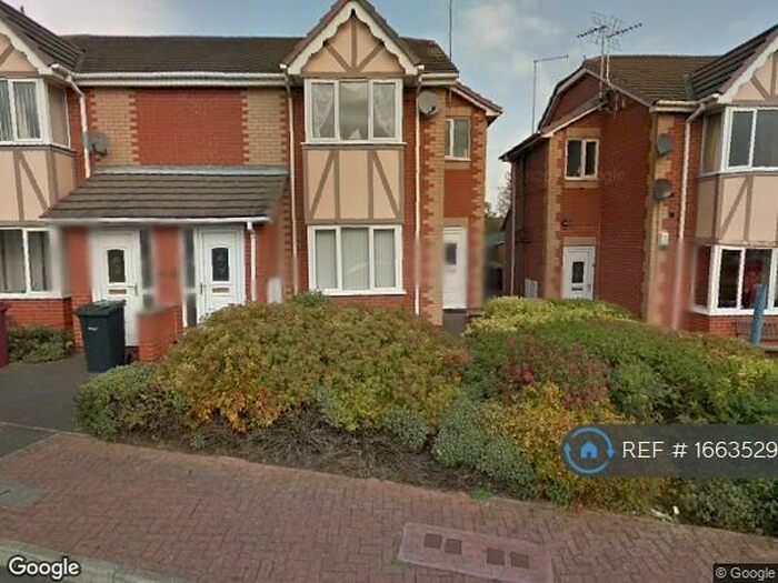 2 Bedroom Flat To Rent In Chapel Close, Clowne, S43