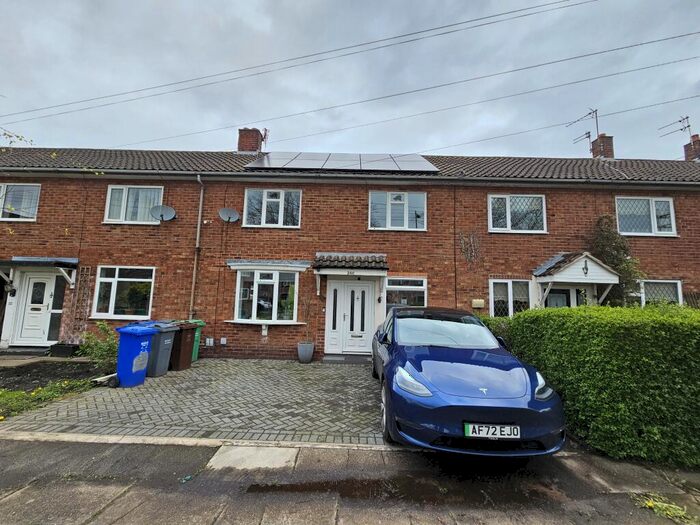 3 Bedroom Terraced House For Sale In Wythenshawe Road, Manchester, M23